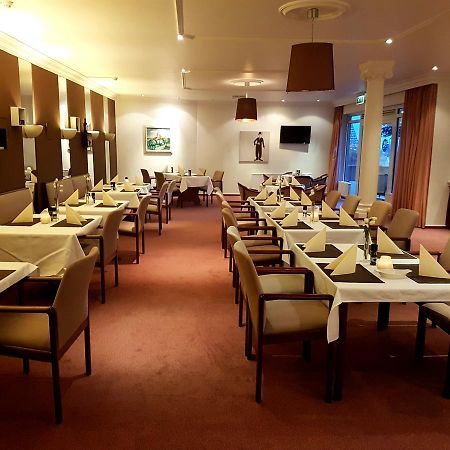 Js Hotel Epen Esterno foto