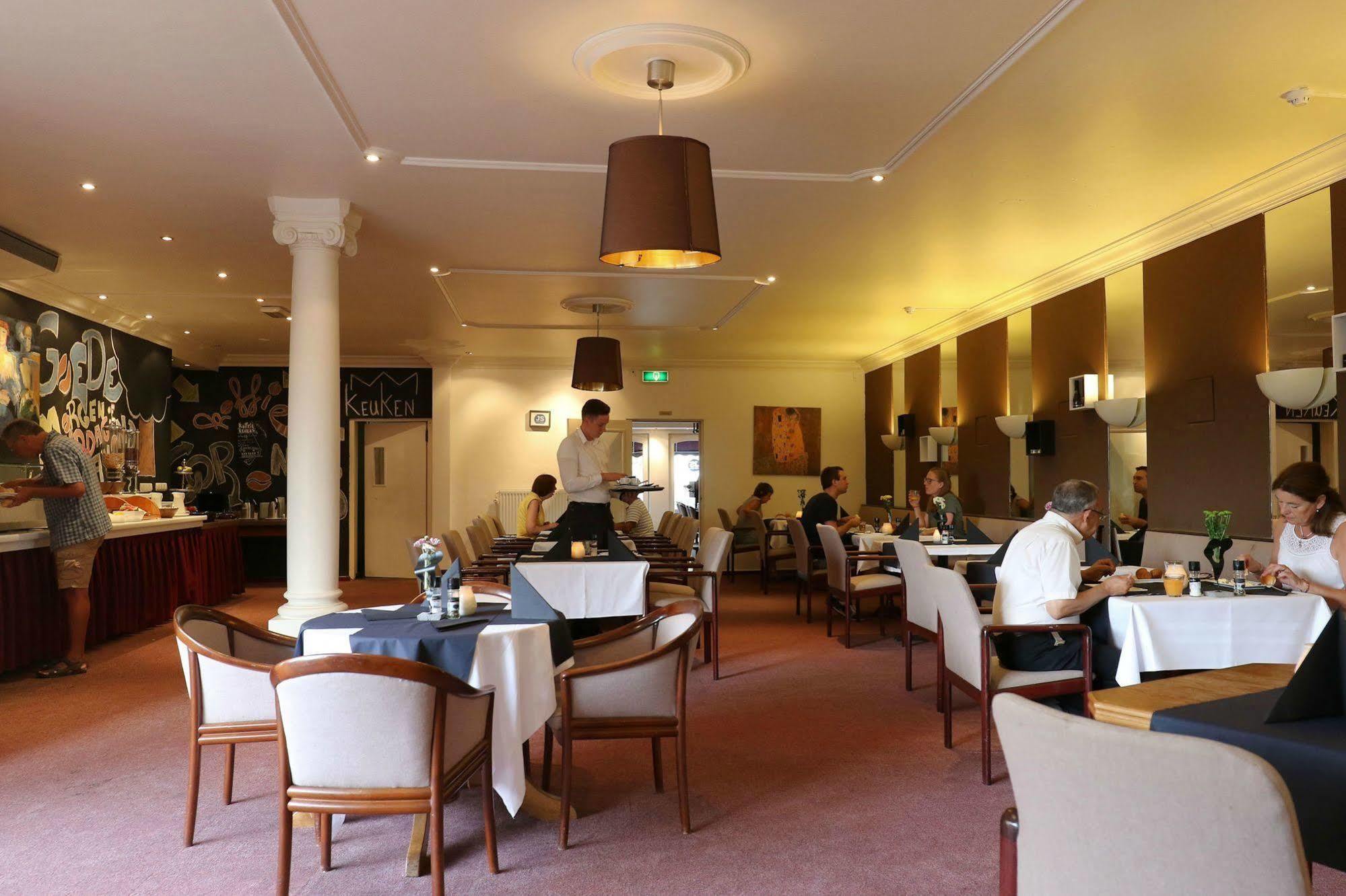 Js Hotel Epen Esterno foto